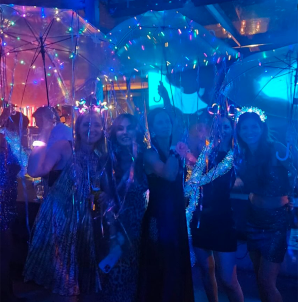 PARTY LOVE