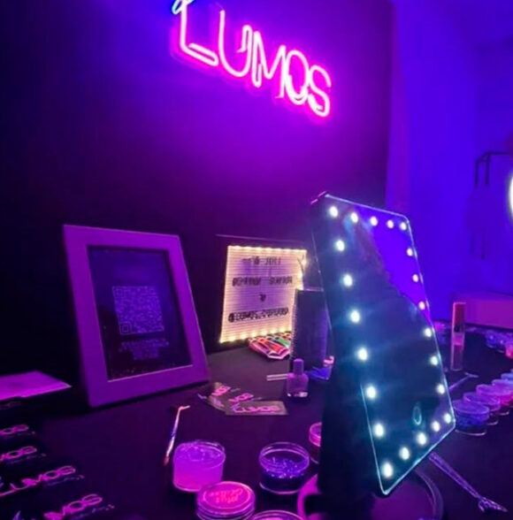 LUMOS Glitter Bar