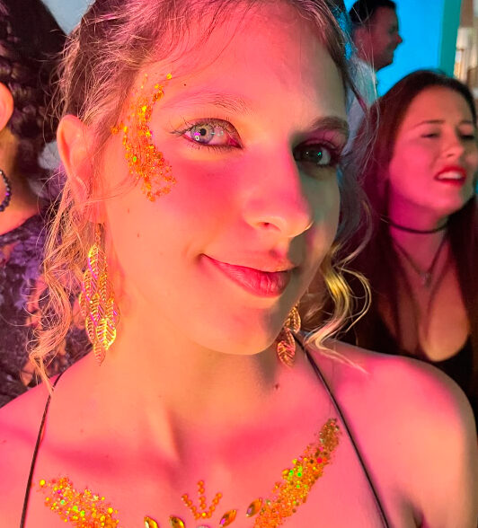 Cosmika Arte y Glitter